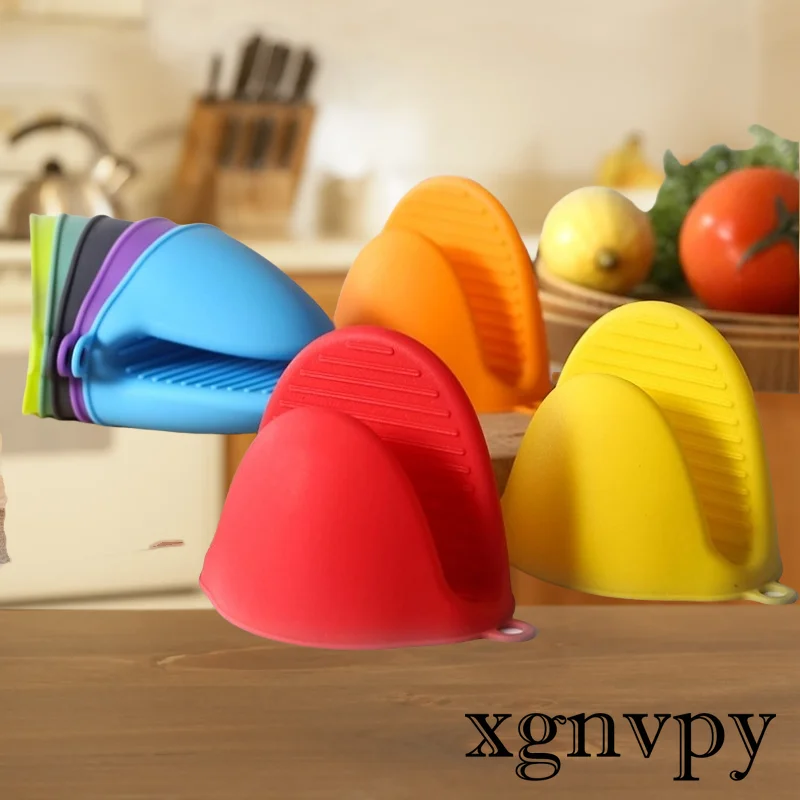 xgnvpy 2Pcs Thick Silicone Oven Mitts Heat Resistant Anti-Scald Gloves Cooking Pinch Grips Pot Holder Kitchen Accessories