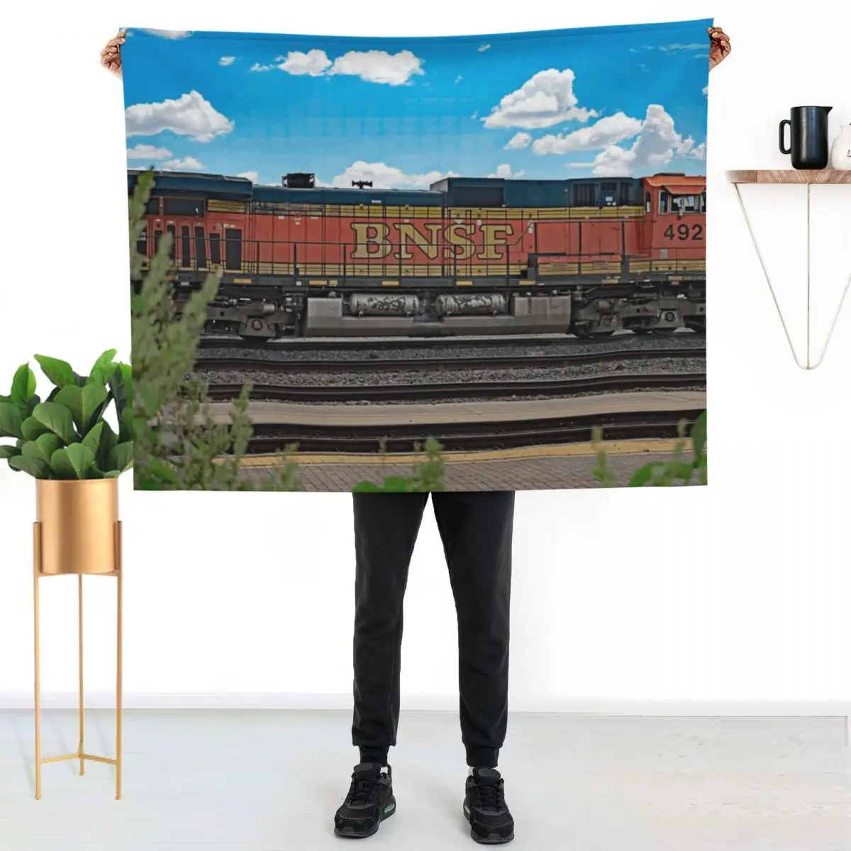 BNSF Locomotive Throw Blanket Camping Bed Decoratives Bed Fashionable for babies Blankets