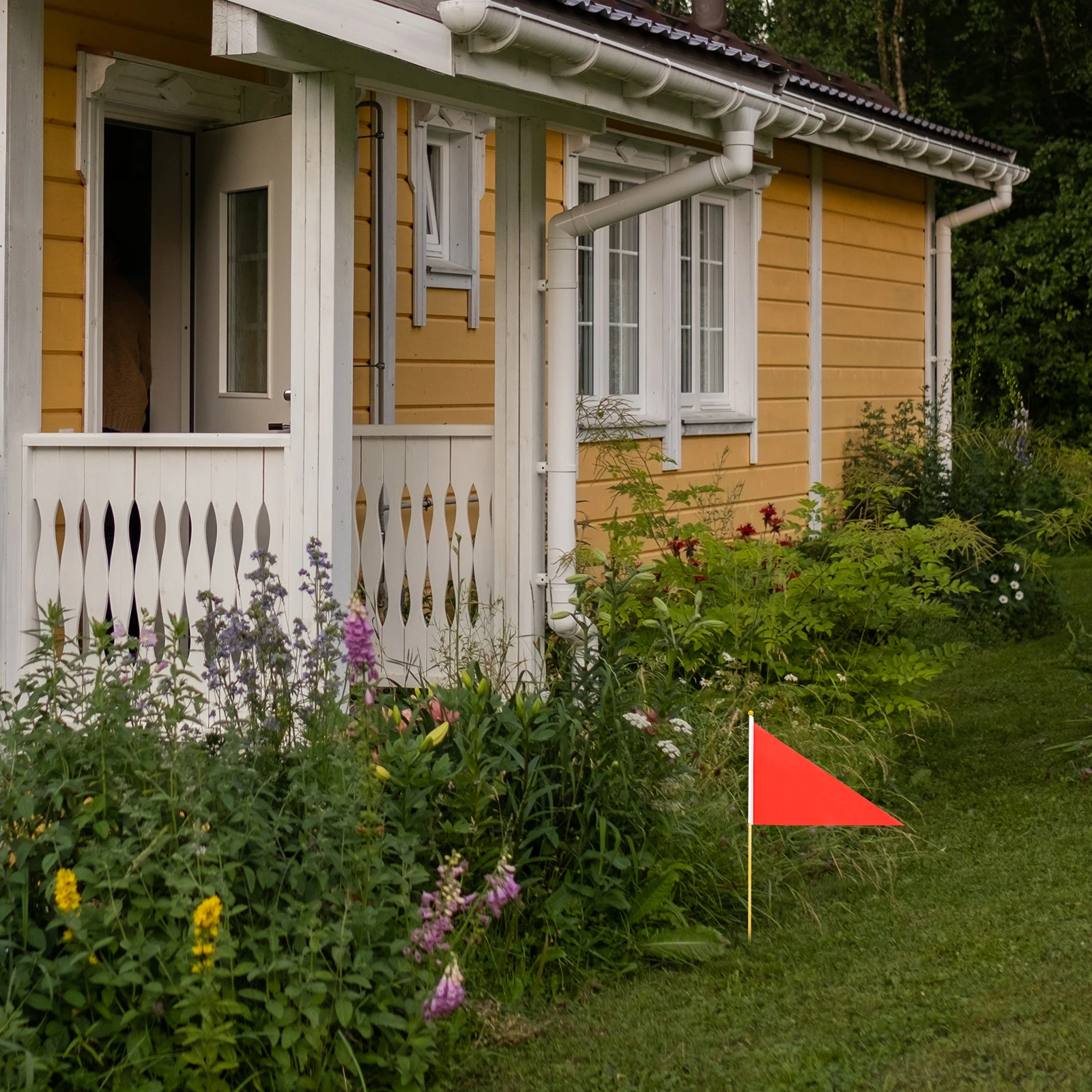 10pcs Marking Flags Triangular Ground Stake Included Survey Construction Utility Sprinkler Training Flags