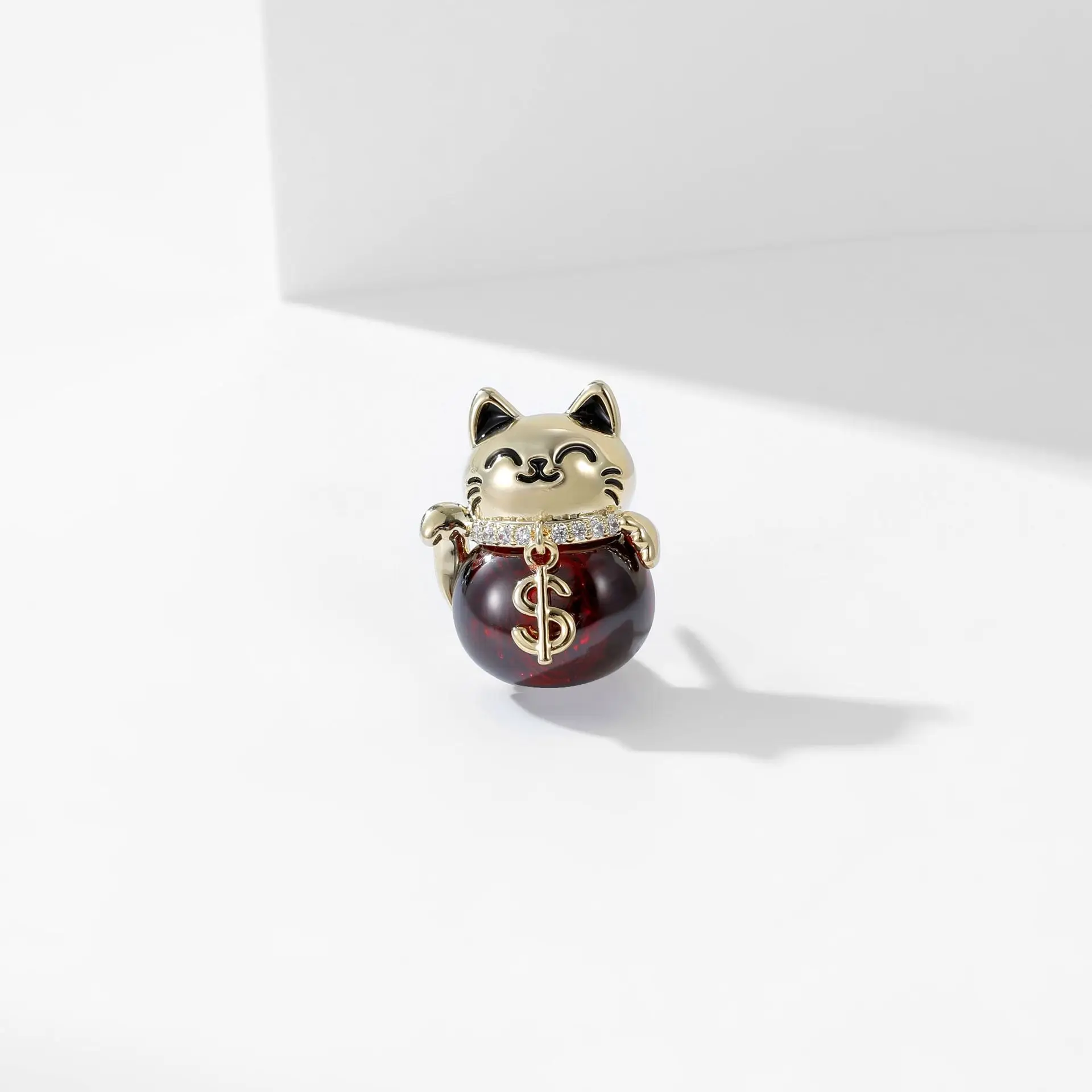 

New clothing accessories: Fixed cardigan V-neck anti-glare pin, small suit shirt collar pin, cute maneki Neko horse stitch