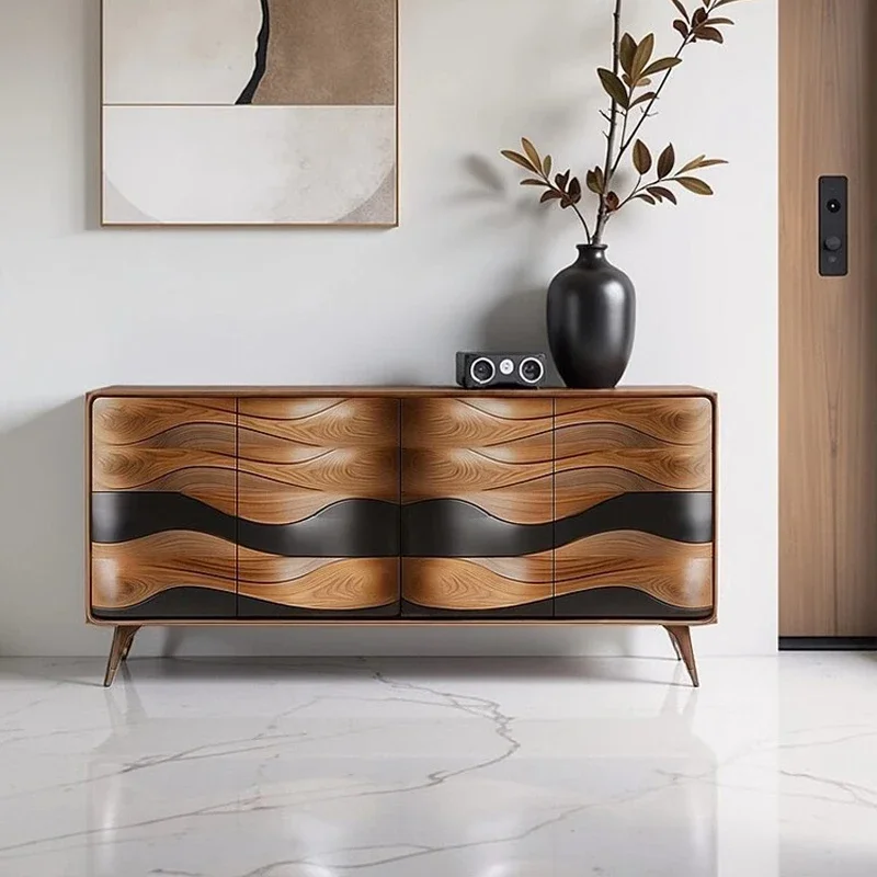 

Дизайнерский шкаф-тумба в средневековом стиле с резьбой, из массива дерева, высококачественный, для столовой.