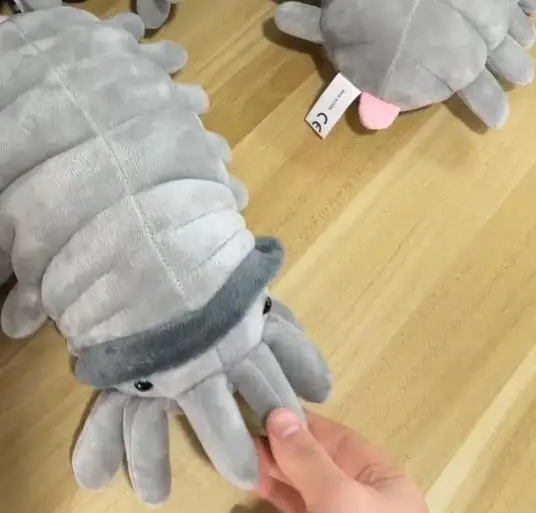 

Hot New 27cm Mickey17 Plush Pillow Mickey 17 Anime Stuffed Decoration Cushion Pillow Game Peripherals Toy Fans Gift Custom