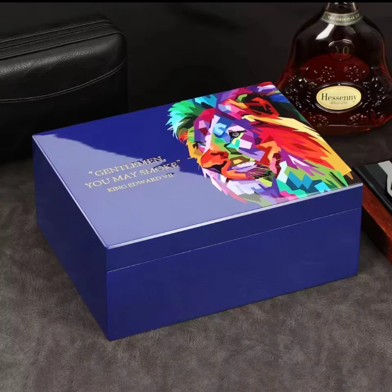 

Luxury Wooden Humidor Dark Blue Lion Piano Painted Cedar Wood Large Capacity Cigar Moisturizer with Hygrometer