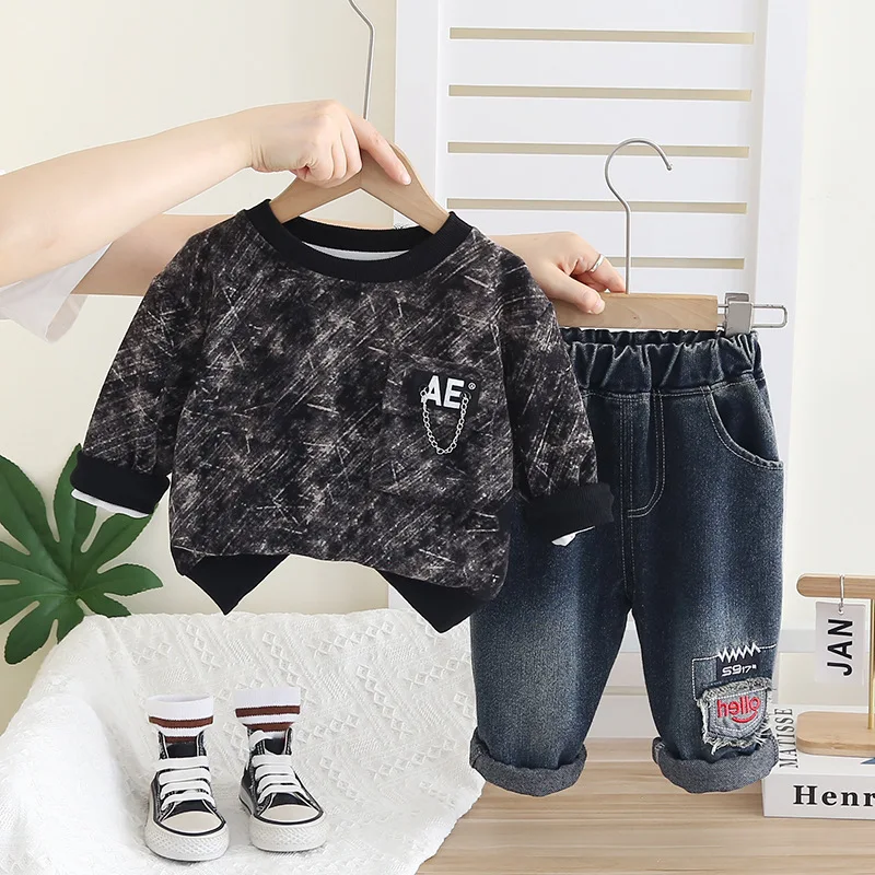 

Одежда для маленьких мальчиков, весна-осень 2025 года, одежда для маленьких мальчиков от 12 до 18 месяцев, корейский пуловер с длинными рукавами, топы и джинсы, детский костюм