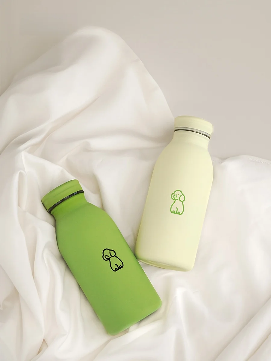 

Милая студенческая термобутылка из нержавеющей стали для воды/молока, 320 мл, с защитой от холода, в разных цветах, герметичная, прямая форма.