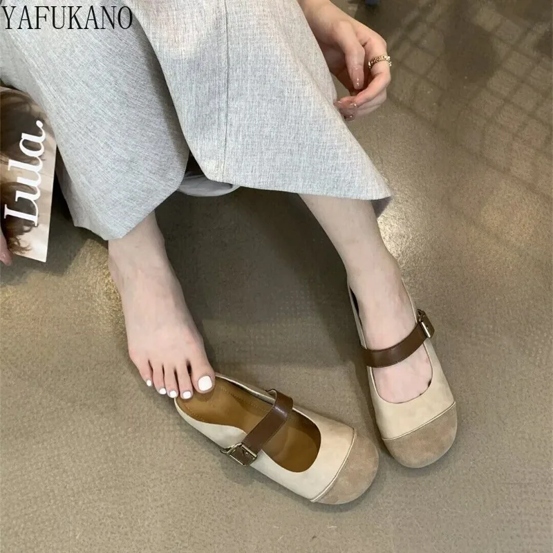 French Vintage Baotou Birkenstocks Womens Flat Bottom Half Slippers 2024 New Casual Soft Sole Mary Jane Slippers for Outwear