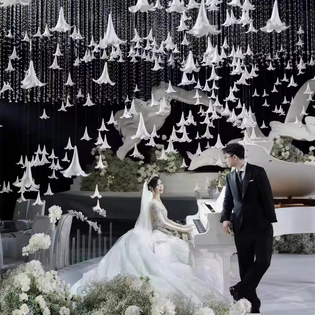 

50Pcs Elegant White EVA Lily Artificial Flower Head For Wedding Ceiling Decoration Centerpieces Party Supplies