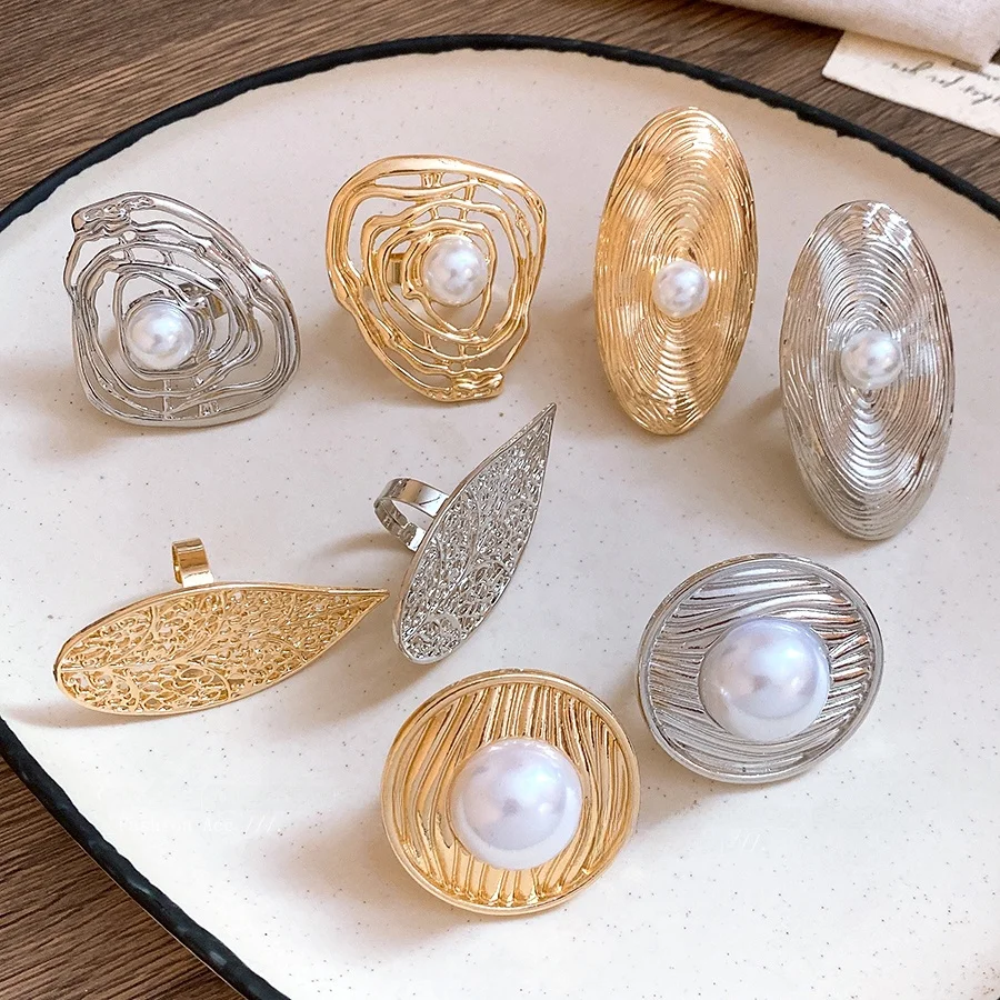 

Массивное кольцо с жемчугом для женщин, новинка 2026 года, модное, элитное, минималистичное, открытое кольцо на палец, модные ювелирные аксессуары