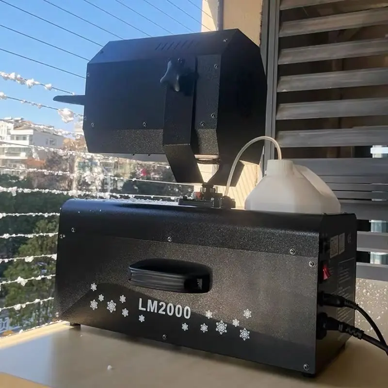 2000W Fake Christmas Snowflake Maker Outdoor Simulation Shaking Snow Machine 360 Degree Moving Head for Party Event Stage