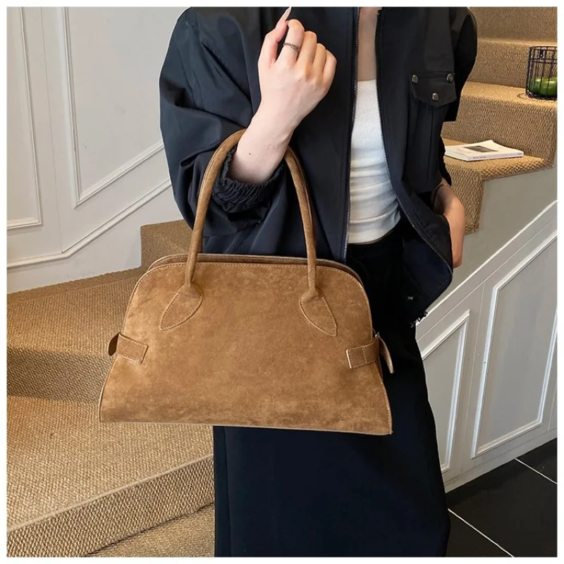 

Top-Tier Women's Handbag Made Of Cowhide Leather Boasting Trendy Paris Vintage Neat Spacious Daily Look​