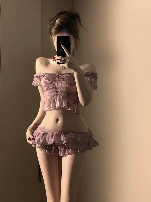 新しい紫色の花柄ビキニツーピース水着女性セクシーな純粋な欲望インターネットセレブスタイル小さな胸の島の休暇温泉