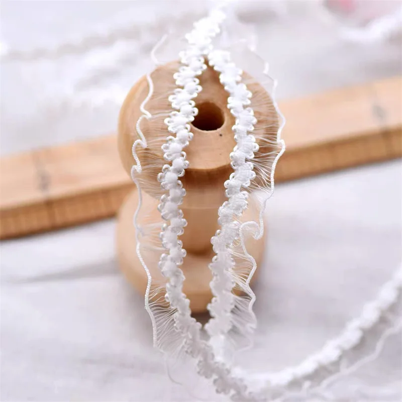 1.5cm Wide Hot Selling White Lace Fabric DIY Sewing Supplies Clothing Cuff Decoration Decal Ribbon Wedding Bouquet Decoration