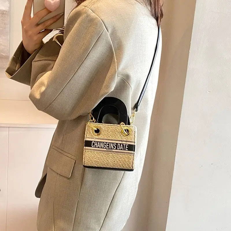 High End Woven Handbag for Women New Fashionable and Versatile Shoulder Bag with Contrasting Color Design Mini Crossbody Bags