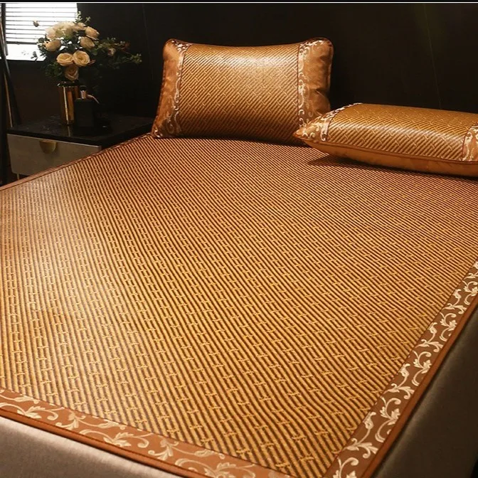 tappetino-estivo-in-bambu-e-seta-ghiacciata-pieghevole-matrimoniale-per-letto-climatizzato-set-da-tre-pezzi-tessuto-a-mano-e-a-macchina