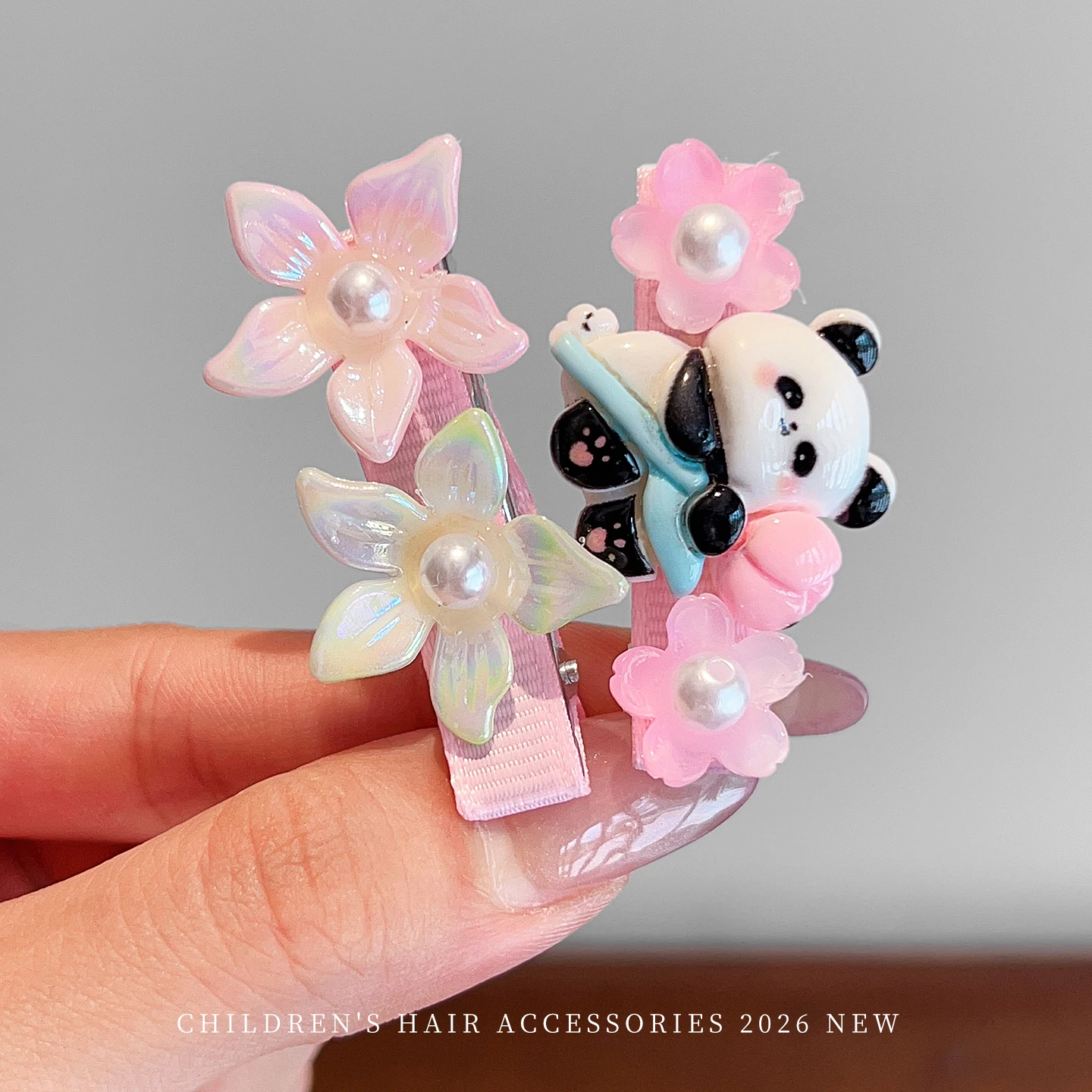 Neues Cartoon-Panda-Haarspangen-Set für Kinder, Plüschpuppe, Schleife, Blumen-Haargummis für Frauen und Mädchen, niedliche rosa Haaraccessoires für den Alltag – Detail 6