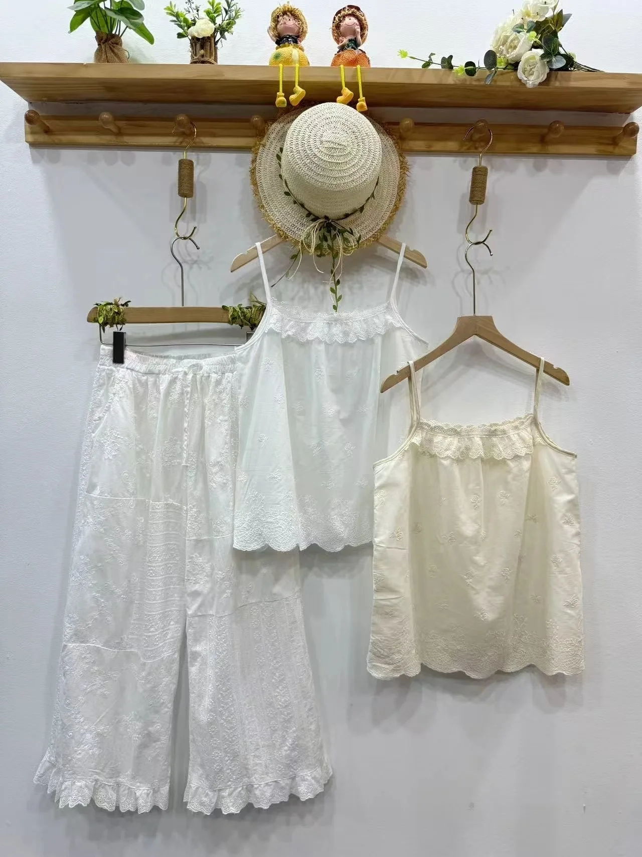 سترة قطنية صيفية جديدة لعام 2025 ، كشكشة مطرزة بدون أكمام للنساء ، قميص داخلي داخلي لتخفيض العمر من Mori Girl T57376CC #4