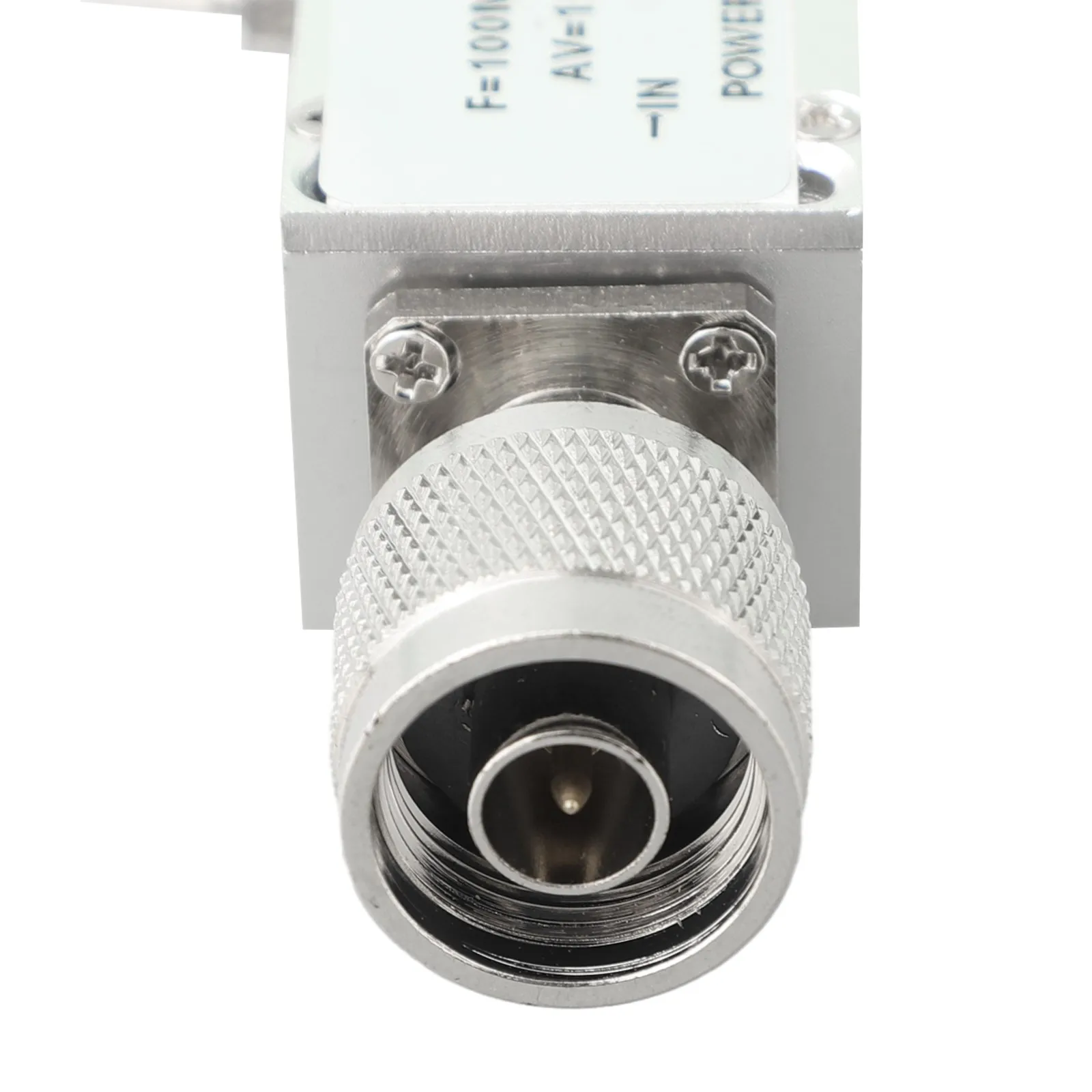 100 ميجا هرتز إلى 8500 ميجا هرتز منخفضة الضوضاء RF إشارة الداعم 30dB كسب مع الضميمة المدمجة باستخدام الحاسب الآلي لتطبيقات معدات الاختبار