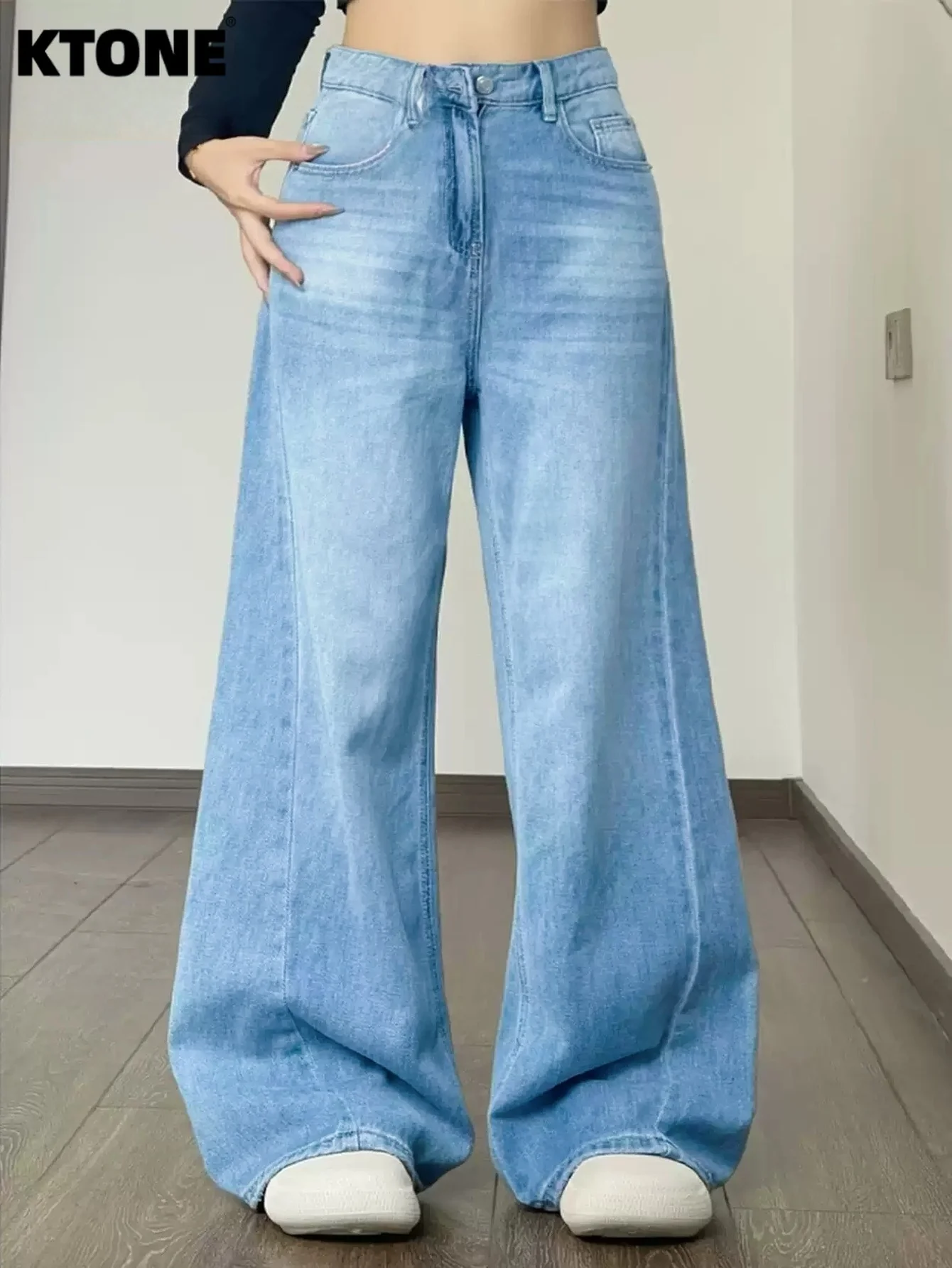 

Винтажные синие джинсы свободного кроя для мужчин в стиле Y2K, идеально подходят для свиданий. Аксессуары и ремни в комплект не входят.