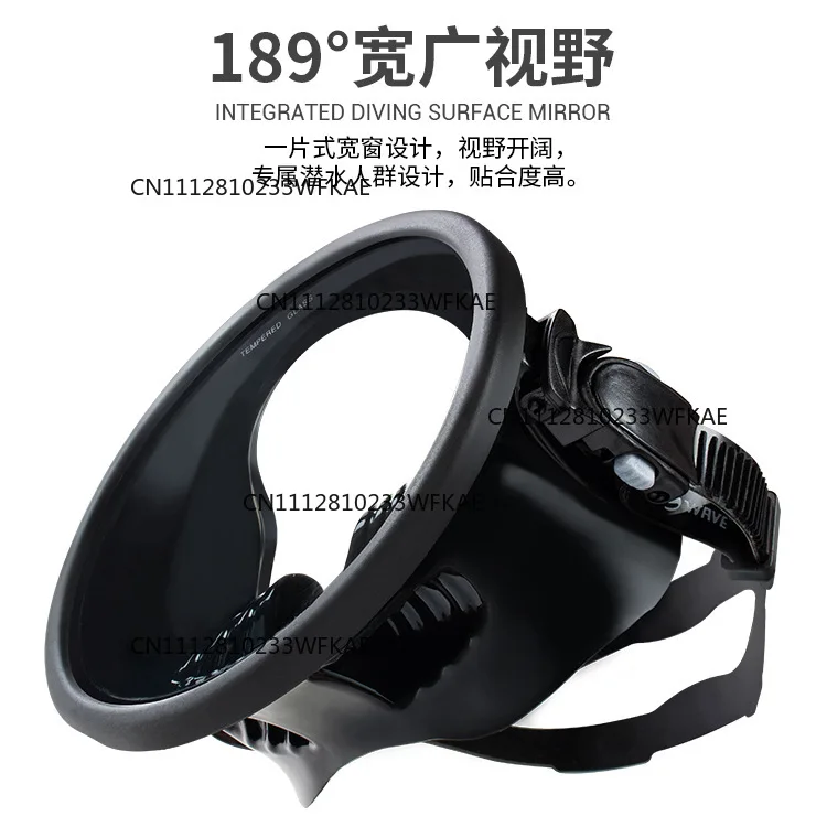 Panoramic large field of view one-piece diving goggles, silicone tempered glass
