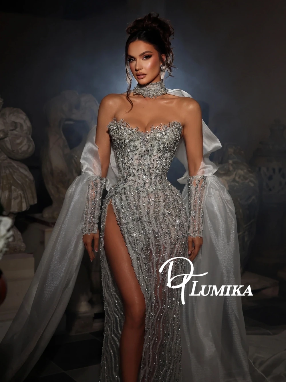 

Luxury Crystal Embellished Evening Gown 2026 Sexy Shiny Strapless High Slit Mermaid Dress With Detachable Cape Red Carpet Wear