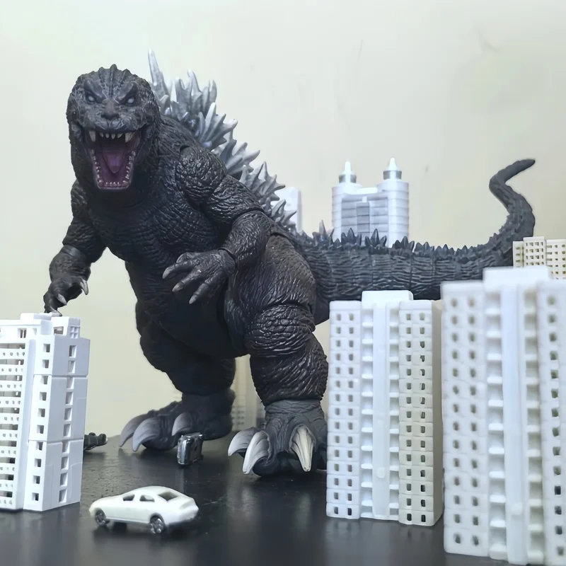 

HIYA Original In Stock EXQUISITE BASIC GESILA Monster Attack Action Figure Collectible Model Desktop Monster Ornament Toys Gifts