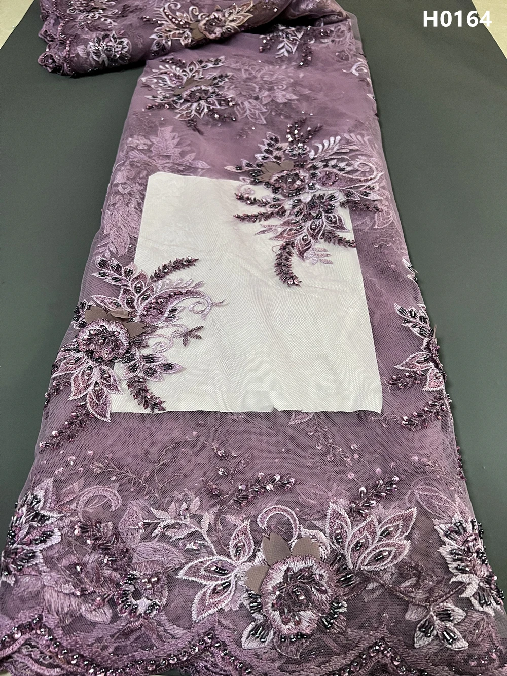 

2025 Высококачественный африканский нигерийский тюль, кружевная ткань, блестки, вышивка, французский гипюр, свадебное платье, расшитое бисером, 5 ярдов, DP0437