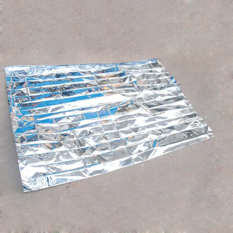 Manta térmica de Mylar para supervivencia al aire libre, Kit de primeros auxilios, lámina espacial de rescate, Campamento, caminata, montañero,