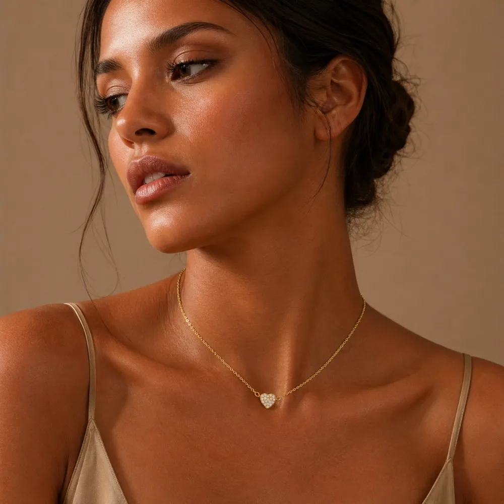 Modische Halskette mit Zirkonia-Herzanhänger für Damen, Verlobung, Hochzeit, goldfarben, dünne Kette, minimalistischer Charme, luxuriöser Schmuck, Geschenk