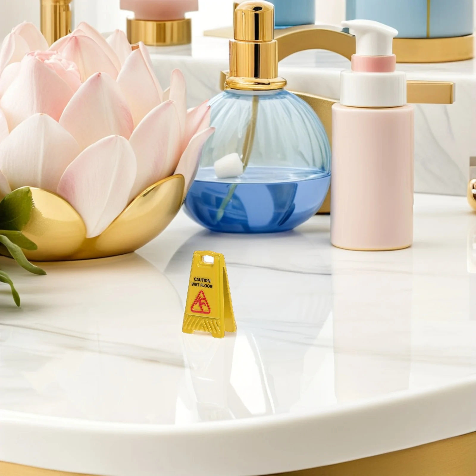 

Alloy Miniature Slippery Floor Warning Sign Tiny Wet Floor Caution for Dollhouse Decor Home Mini Scenes Display