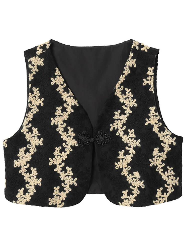 UCXQ Vintage Floral Embroidery Tank Tops For Women Autumn Winter 2024 Elegant Cardigan Short Vests Female Fashion Tide 10AB4309