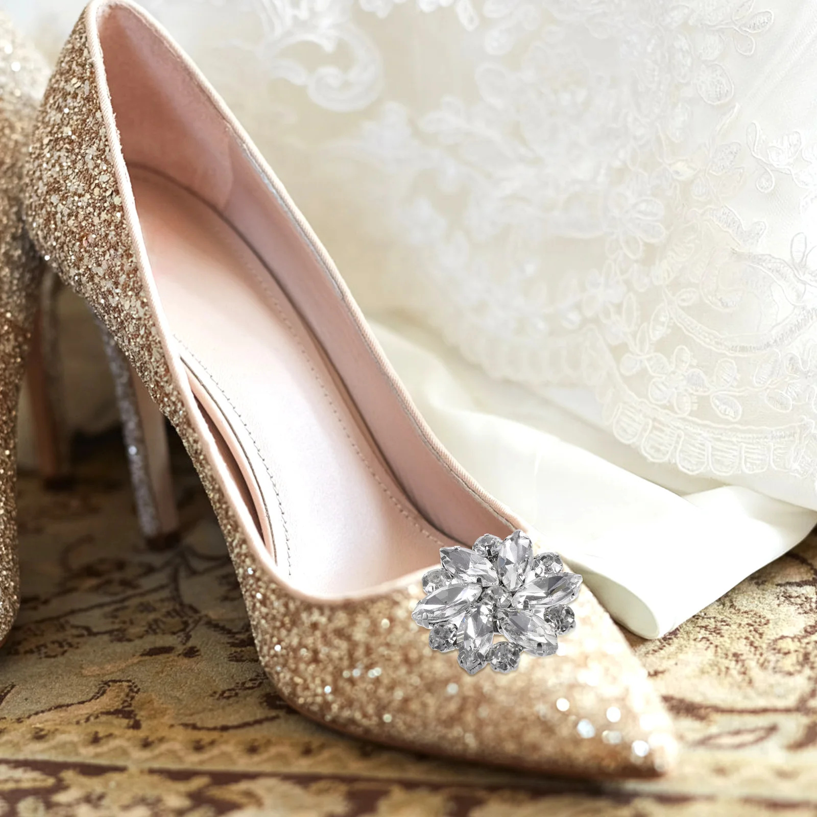 

2 pcs Crystal Clips Accessories Wedding Heels Decor Buckle Charm Flower Decorations Women Shoe Charms Shoe Clips for Pumps