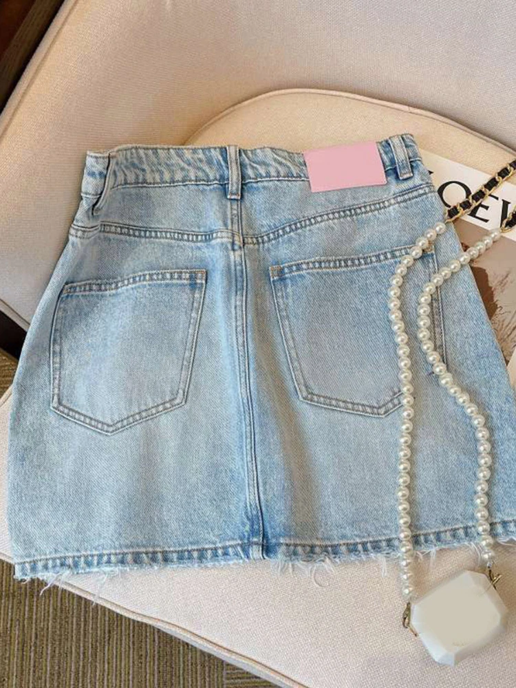 Fashion Elegant Skirts High Waist Beading Design Aesthetics Mini Denim Skirts Female Slim Summer All Match Women's Clothing 2024