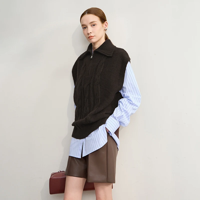 AMII Women's Sweater 2025 Winter New Minimalist Commuter Solid Versatile Loose Pullover Knitted Sleeveless Vest Women 12524121