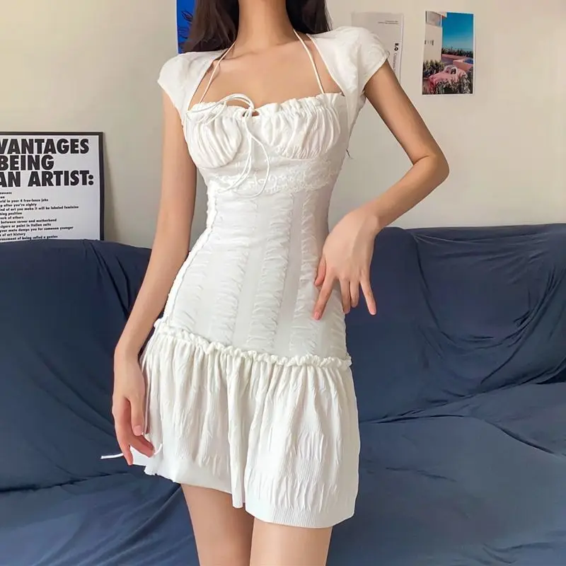 

2024 Summer New American Square Neck Lace Up Short Sleeved Dress Women's Fashion Sexy Spicy Girl Waist Fold White Short Skirt