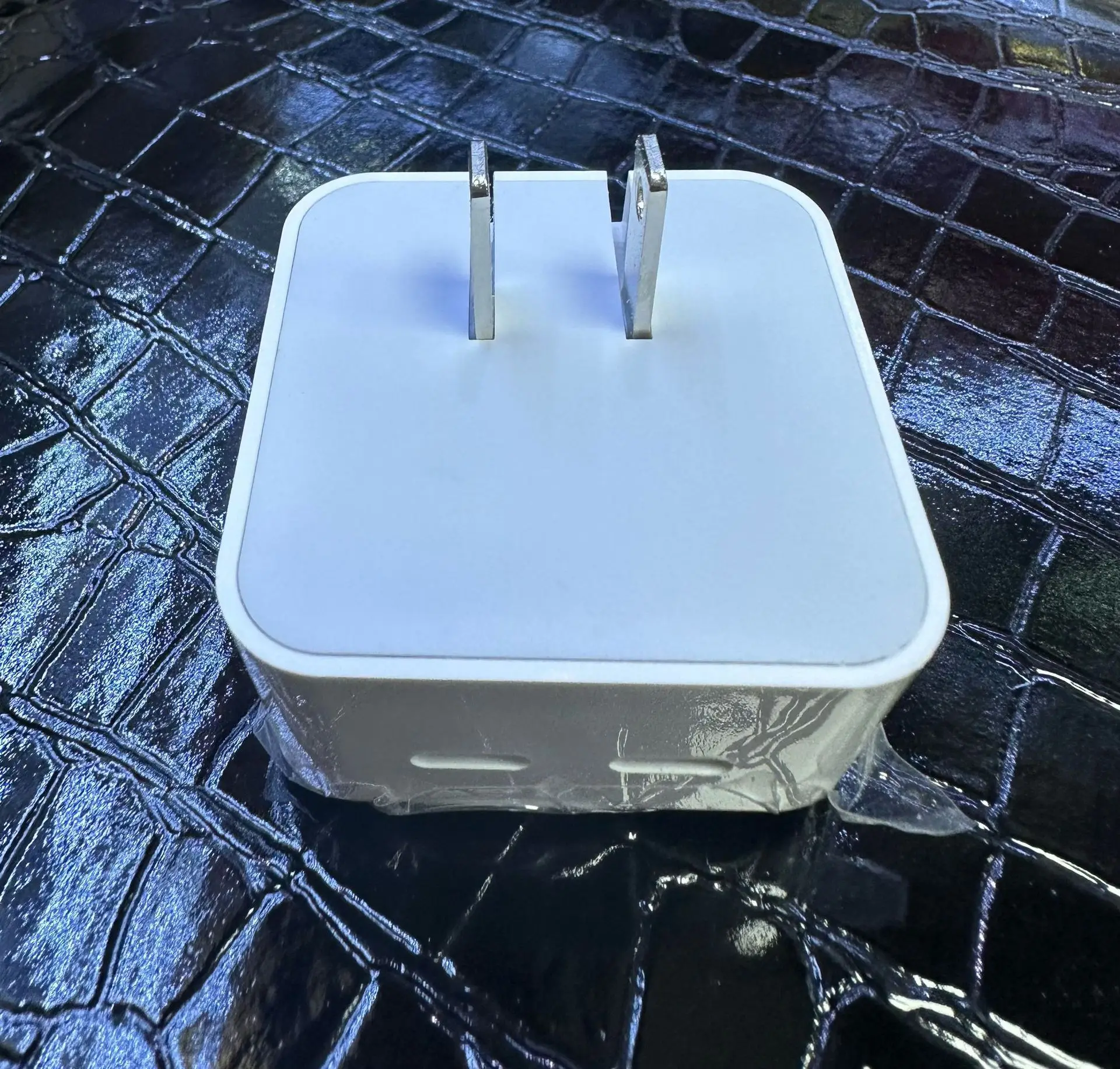 PD35W Dual Type-C US EU UK Standard Fast Charger Head for Apple 14 Mobile Phone Power Adapter