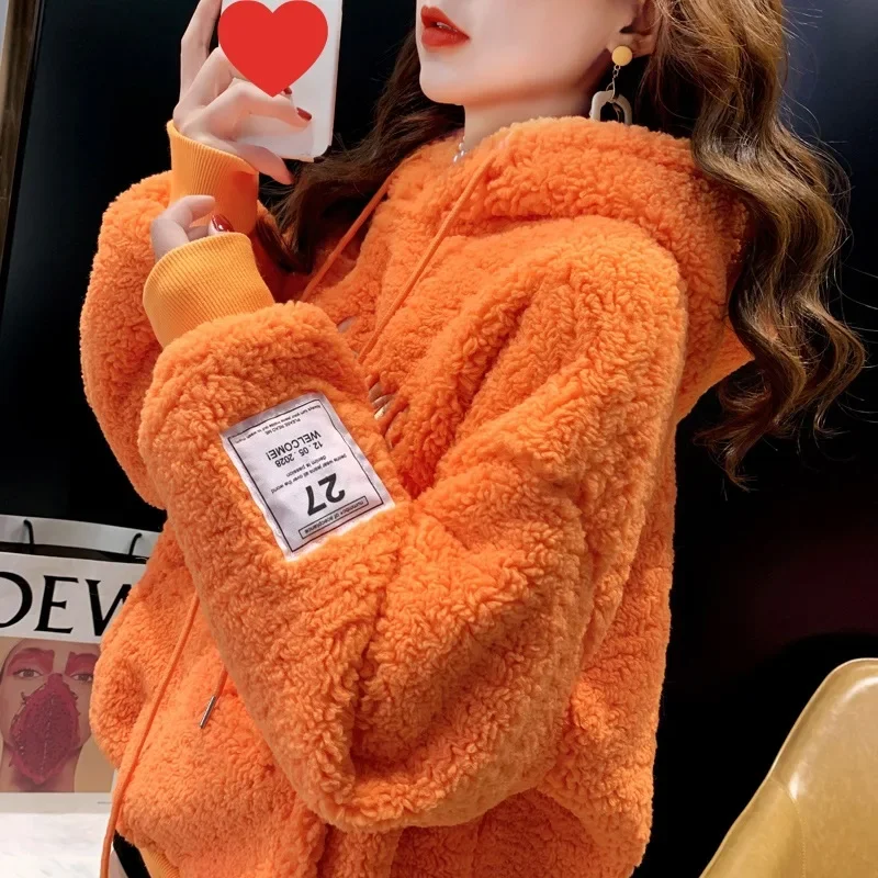Sudadera con capucha gruesa con forro polar de terciopelo de cordero para mujer, abrigo superior con capucha cálido y elegante para estudiantes, manga completa de fibra de poliéster para otoño e invierno