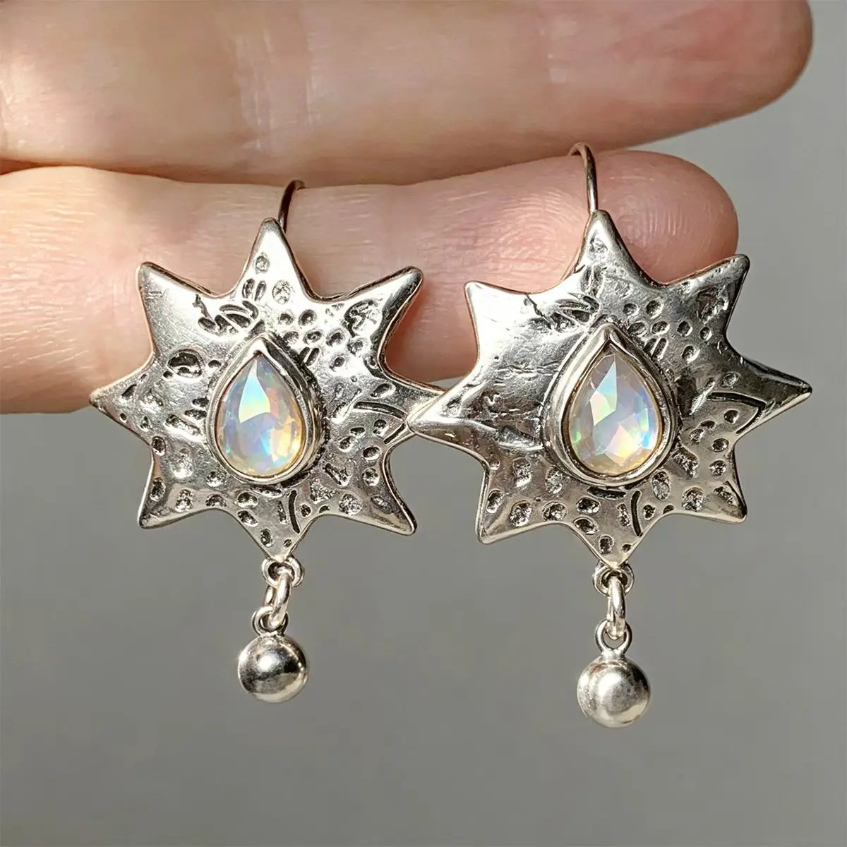 Retro-style hammer-pattern octagonal star-set artificial gemstone ladies' pendant earrings, suitable for daily wear