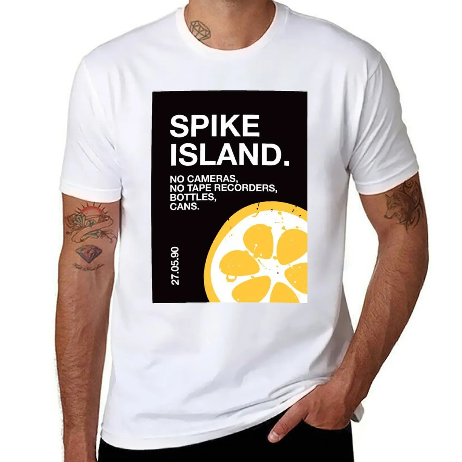 

Spike Island T-Shirt Christmas Theme Tee Top
