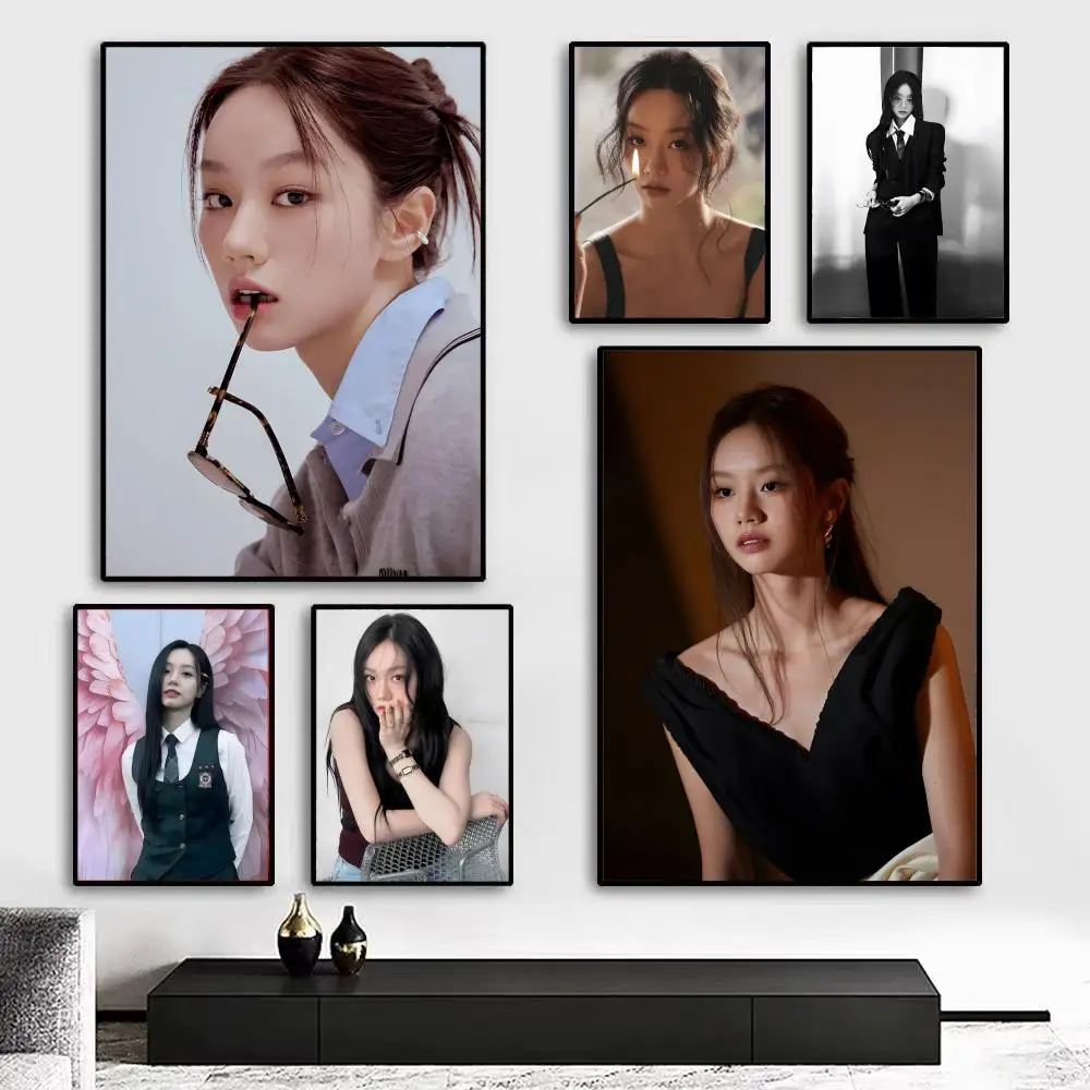 Koreanischer L-Lee H-Hye-ri Poster-Kunstdruck als Wanddekoration, ideal für Wohnzimmer, Schlafzimmer, Bar, Salon und als Geschenk für zu Hause
