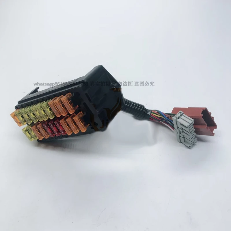 For Kobelco SK120-2-3-5-5.5 SK200-2-3-5-5.5 fuse holder fuse box