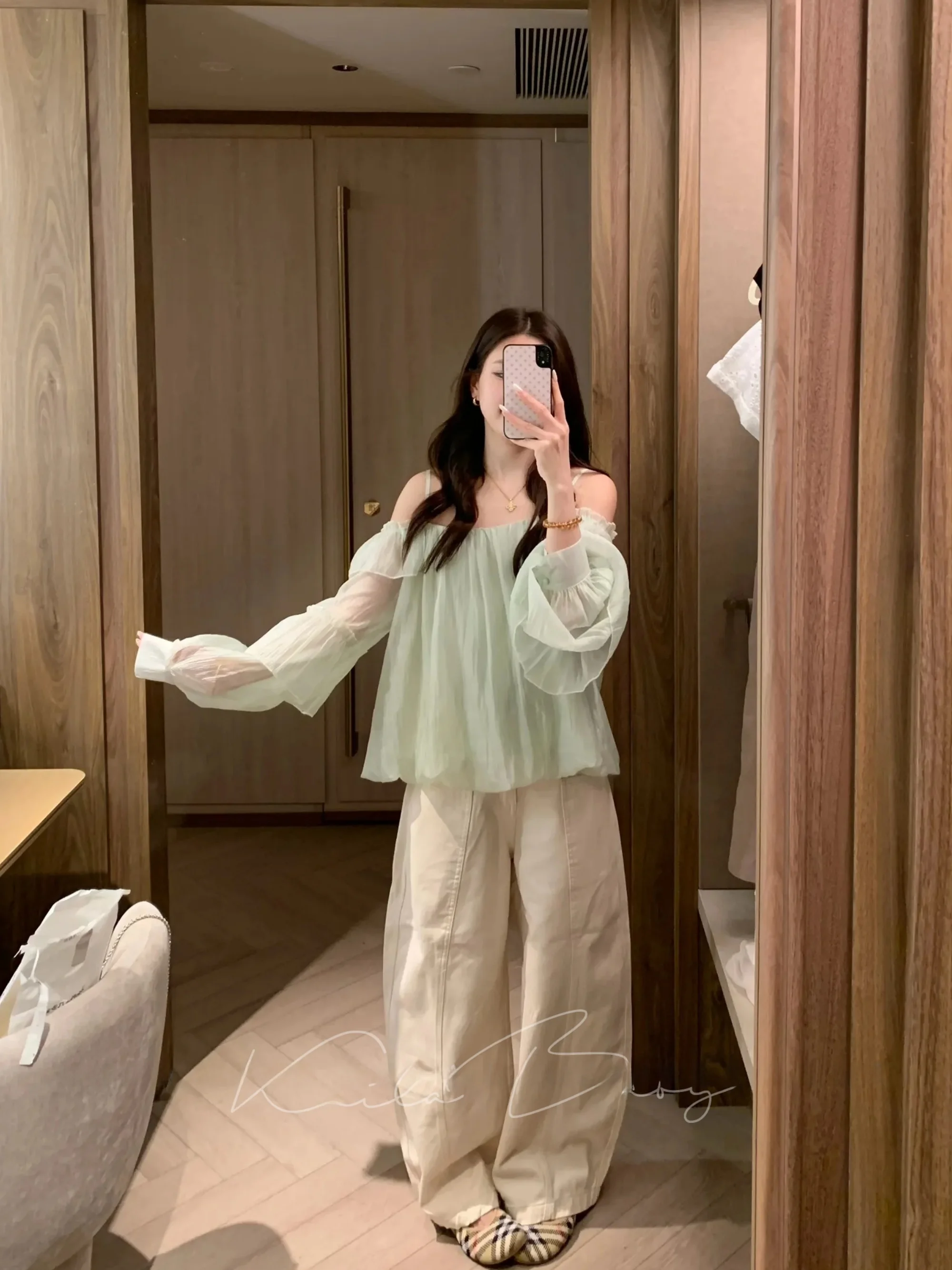 

French Style Loose Fit Long Sleeve Lace Trim Shoulder Bared Lantern Sleeve Chiffon Top Women's Summer Fashion Casual White