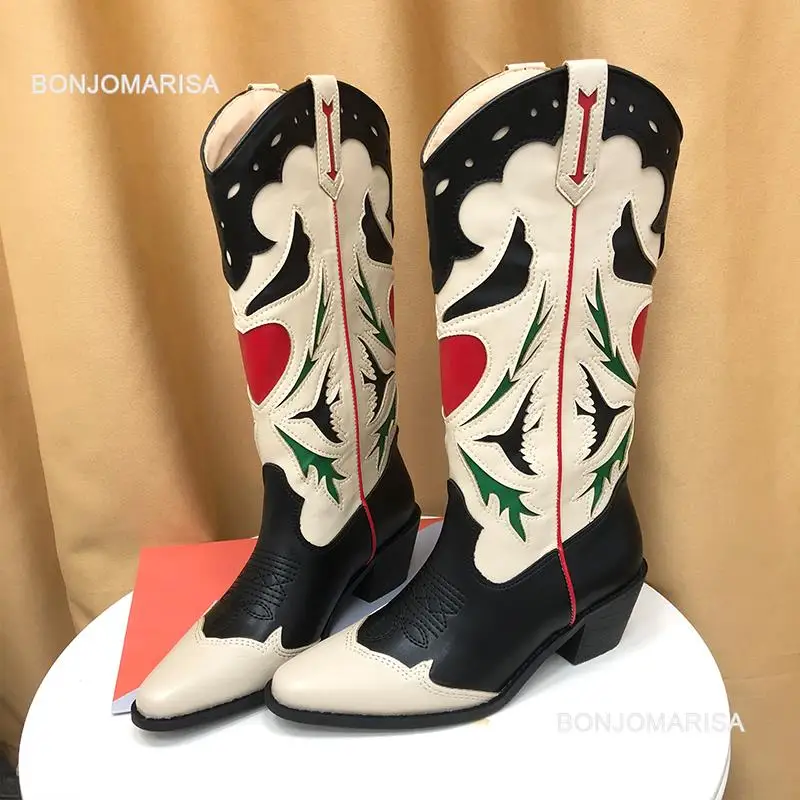 Embroidered Western Boots For Women Heart Shaped Fashion Cowboy Cowgirl Boots Handmake Retro Vintage Shoes 2022 Winter Autumn