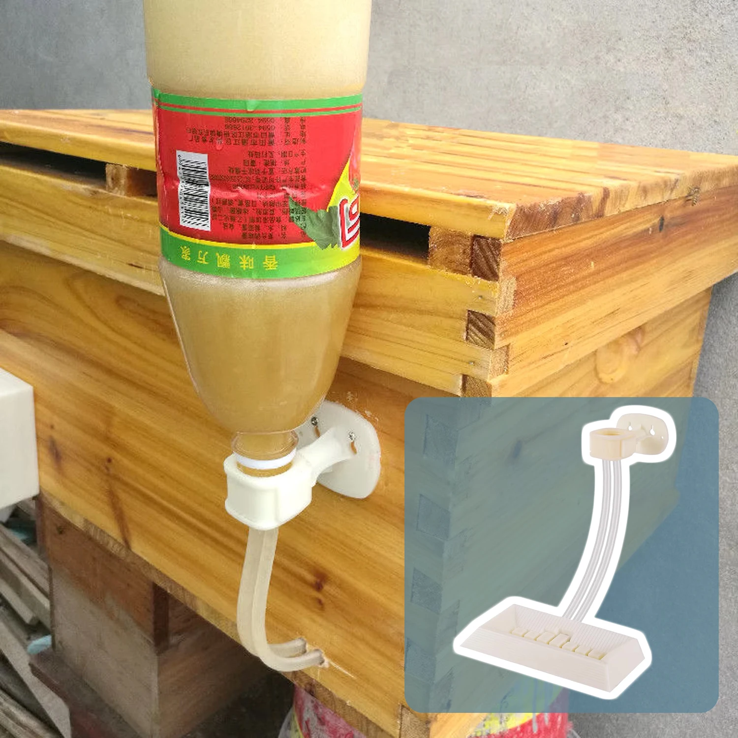 Apiculture Honey Bee Feeders Beehive Nest Door Drinker Easy To Install Plastic Drinking Feeding Tool Beekeeping Supplies