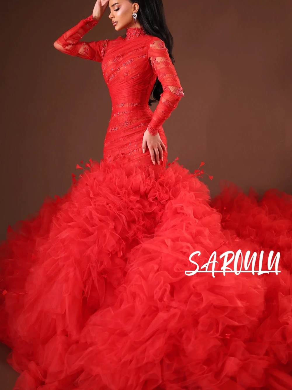 

Elegant Red Sheer Lace Mermaid Evening Dress With Beaded Embroidery Dramatic Ruffled Tulle Train Customized For Fashion Party