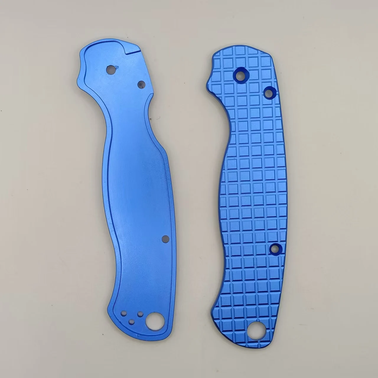 

1 Pair Blue Aluminum Alloy Knife Handle Scales for Spyderco C81 Para 2 Folding Knives DIY Patch Accessories