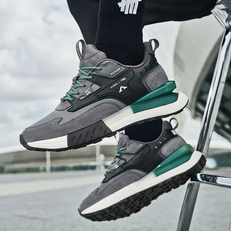Professional Running Shoes Mens Lightweight Sneakers Lace Up Mens Outdoor Sports Tennis Shoes