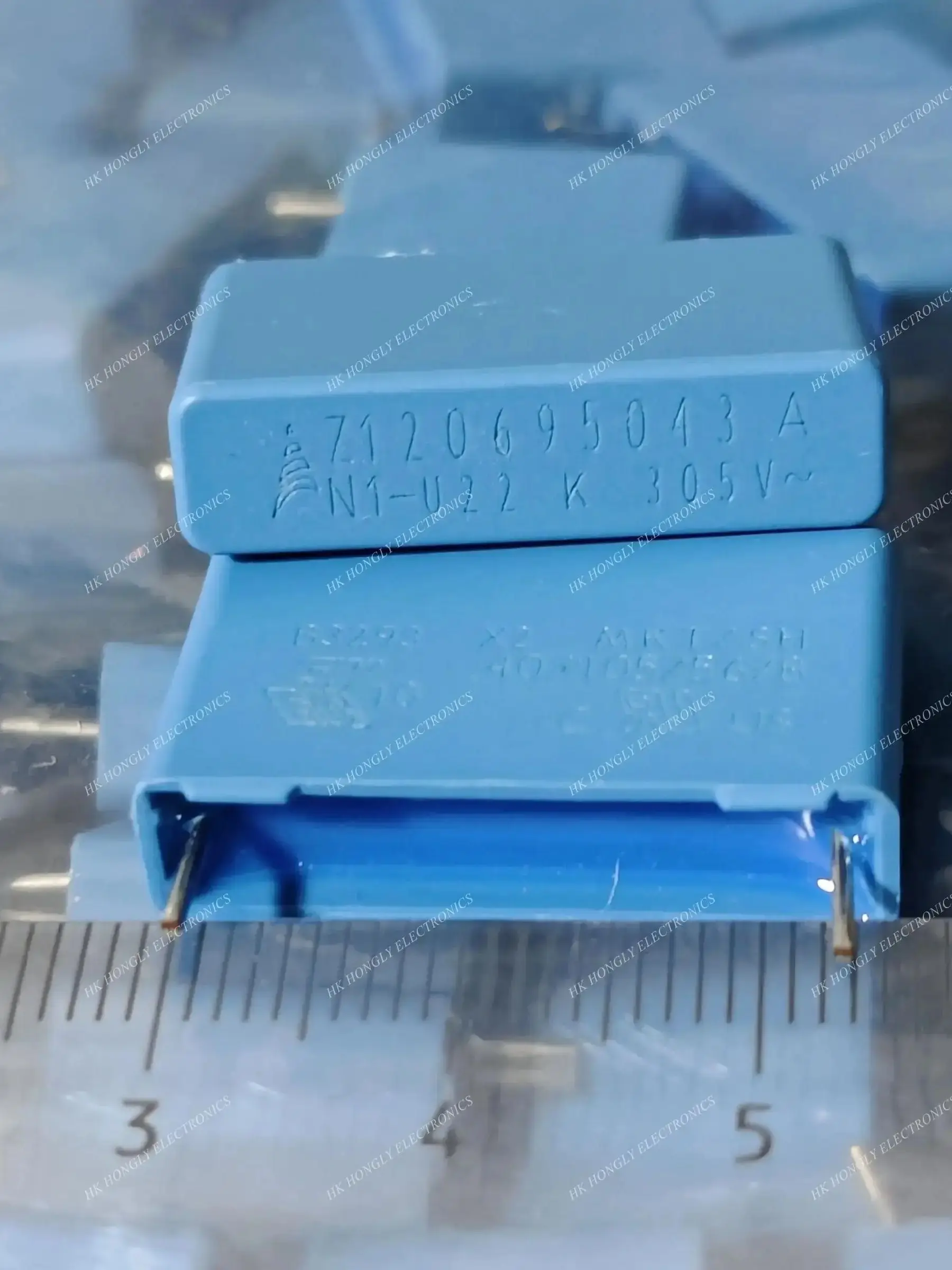 Ultra Mini Capacitor HQ-1.3F 1,300,000μF 2PCS B32933 B3293 X2 MKT/SH U1 U22 U33 U39 U56 U68 U82 1U 1U5 K M