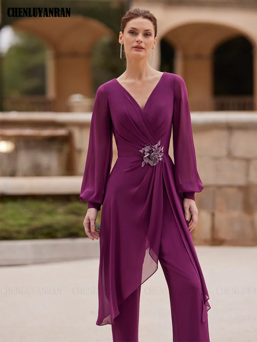 

Simple Mother of the Bride Dresses 2023 Jumpsuit Chiffon Pleated Wedding Guest Gowns Pantsuit 3D Flower Dress Women For Wedding