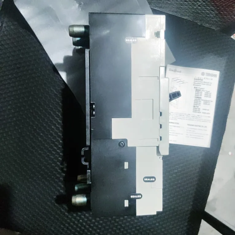 TERASAKI S400-PE 175-400A 3P Plug-in