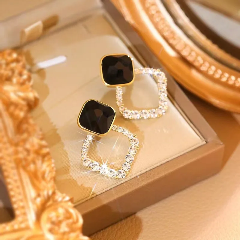 Korean Style Black Zircon Stud Earring For Women Shiny Rhinestone Square Geometric Earrings Girl Party Statement Jewelry Gifts